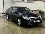 Toyota Camry 2014 года за 12 200 000 тг. в Семей – фото 2