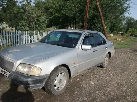 Mercedes-Benz C 200 1996 года за 1 200 000 тг. в Талдыкорган – фото 3