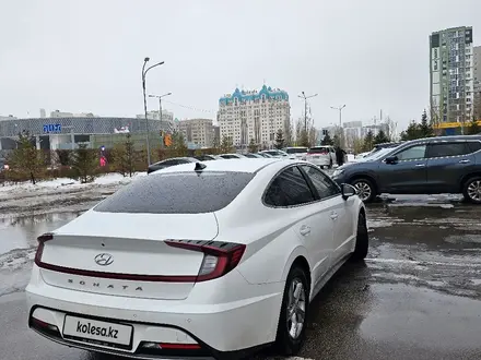 Hyundai Sonata 2019 года за 11 500 000 тг. в Астана – фото 3