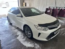Toyota Camry, 2015