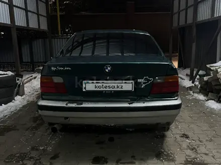 BMW 320 1994 года за 800 000 тг. в Астана – фото 5