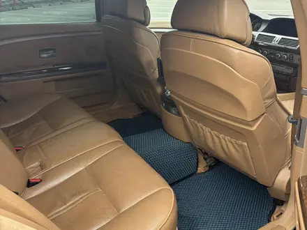 BMW 750 2007 года за 7 000 000 тг. в Алматы – фото 11
