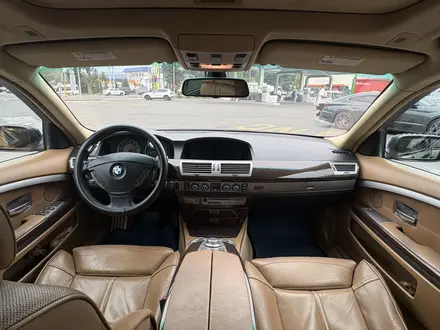 BMW 750 2007 года за 7 000 000 тг. в Алматы – фото 7