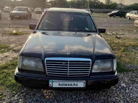 Mercedes-Benz E 280 1994 года за 2 500 000 тг. в Шымкент