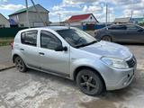 Renault Sandero 2013 годаүшін2 100 000 тг. в Уральск