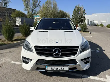 Mercedes-Benz ML 300 2014 года за 16 500 000 тг. в Алматы – фото 4