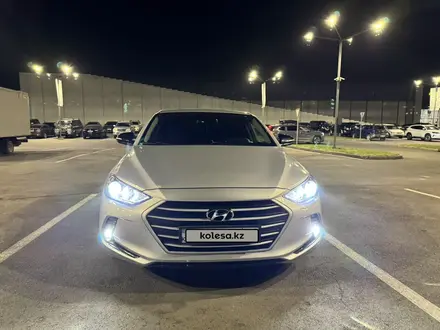 Hyundai Elantra 2017 года за 7 300 000 тг. в Алматы – фото 4