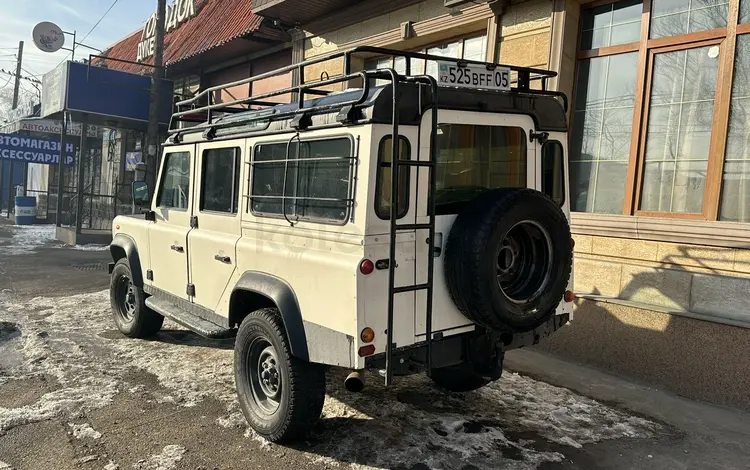 Land Rover Defender 2000 годаfor6 800 000 тг. в Алматы