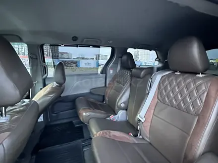 Toyota Sienna 2018 года за 15 000 000 тг. в Атырау – фото 11