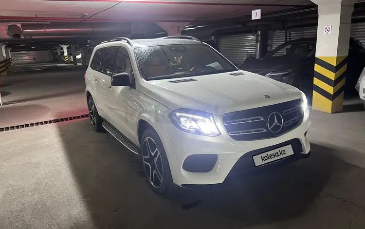 Mercedes-Benz GLS 400 2017 годаfor26 000 000 тг. в Астана