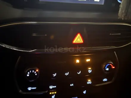 Hyundai Santa Fe 2019 года за 12 700 000 тг. в Актобе – фото 8