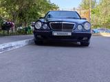Mercedes-Benz E 280 2000 года за 4 200 000 тг. в Астана – фото 2