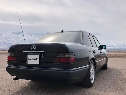 Mercedes-Benz E 280 1994 года за 3 250 000 тг. в Тараз – фото 5