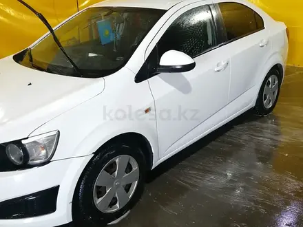 Chevrolet Aveo 2013 года за 2 800 000 тг. в Астана – фото 3