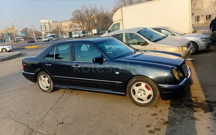 Mercedes-Benz E 320 1996 года за 2 700 000 тг. в Шымкент