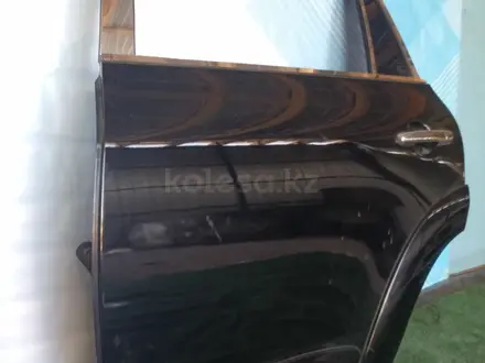 Дверь задняя левая на Toyota RAV4 за 100 000 тг. в Жезказган – фото 2