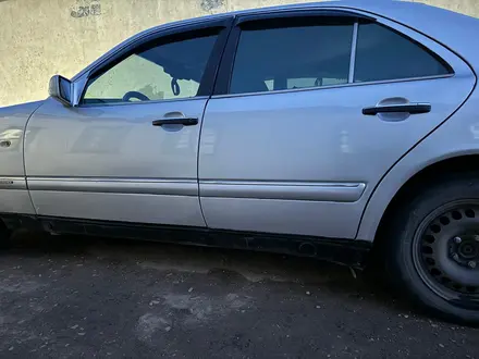 Mercedes-Benz E 280 1996 года за 1 300 000 тг. в Жезказган – фото 6