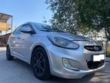 Hyundai Accent 2013 годаfor2 700 000 тг. в Шымкент – фото 3