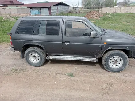 Nissan Terrano 1993 года за 900 000 тг. в Шу – фото 4