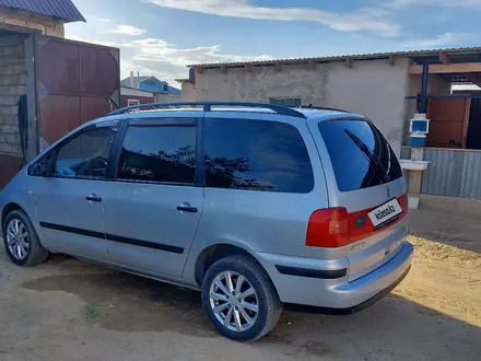 Volkswagen Sharan 2001 года за 3 500 000 тг. в Байконыр – фото 6