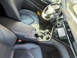 Toyota Camry 2020 годаүшін13 000 000 тг. в Семей – фото 3