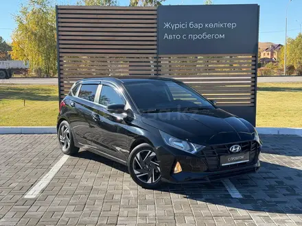 Hyundai i20 2023 года за 6 350 000 тг. в Кокшетау – фото 7