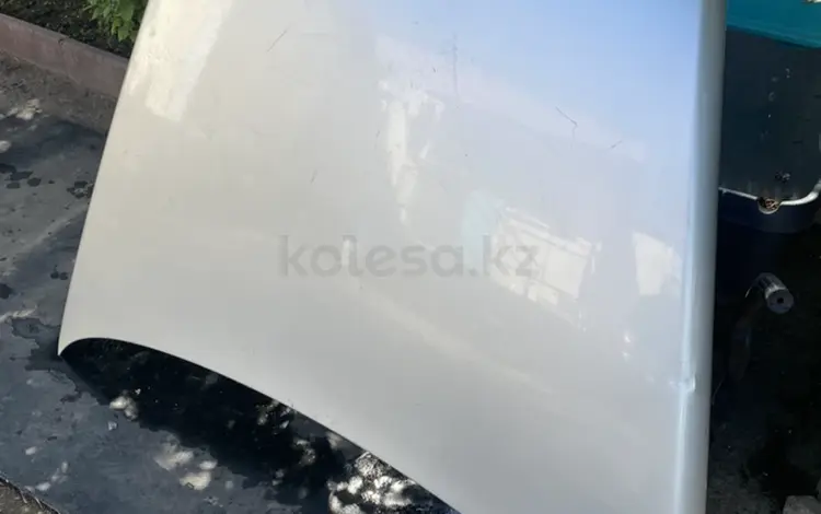 Капот на Фольксваген Туарег за 40 000 тг. в Караганда