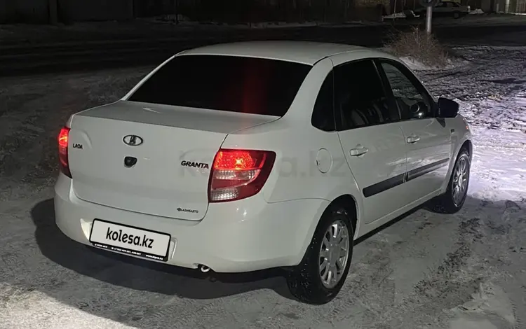 ВАЗ (Lada) Granta 2190 2018 годаүшін4 600 000 тг. в Семей