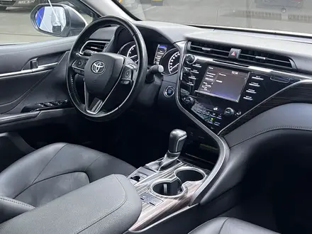 Toyota Camry 2019 года за 14 150 000 тг. в Астана – фото 6