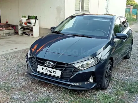 Hyundai i20 2023 года за 7 700 000 тг. в Алматы – фото 2