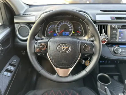 Toyota RAV4 2013 года за 10 500 000 тг. в Актобе – фото 14