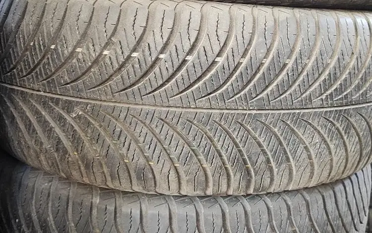 215 55 17 Goodyear зимний Европа комплектүшін68 000 тг. в Тараз