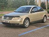 Volkswagen Passat 2001 года за 2 100 000 тг. в Астана – фото 2