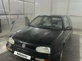 Volkswagen Golf 1994 годаүшін1 100 000 тг. в Актобе