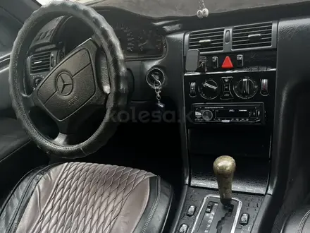 Mercedes-Benz E 230 1995 года за 1 700 000 тг. в Алматы – фото 18