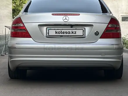 Mercedes-Benz E 320 2002 года за 7 500 000 тг. в Алматы – фото 5