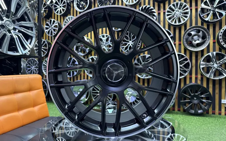 Диски Mercedes Benz R-18*5*112 разно Широкие в наличии Astana за 251 000 тг. в Астана