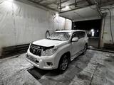 Toyota Land Cruiser Prado 2012 годаүшін14 200 000 тг. в Актобе – фото 2