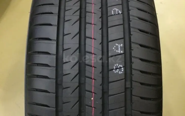 Шины Bridgestone 225/55/r17 Alenza 001 за 92 000 тг. в Алматы