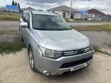 Mitsubishi Outlander, 2012
