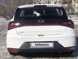 Hyundai i20 2023 года за 7 500 000 тг. в Астана – фото 2