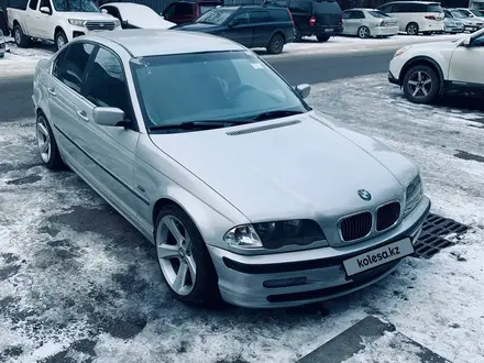 BMW 325 1999 года за 3 500 000 тг. в Алматы