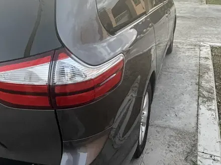 Toyota Sienna 2015 года за 13 500 000 тг. в Атырау – фото 5
