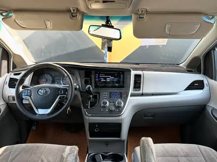 Toyota Sienna 2015 года за 13 500 000 тг. в Атырау – фото 13