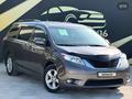 Toyota Sienna 2015 годаүшін13 500 000 тг. в Атырау