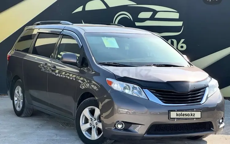 Toyota Sienna 2015 годаүшін13 500 000 тг. в Атырау