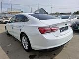 Chevrolet Malibu 2019 года за 6 400 000 тг. в Алматы – фото 4