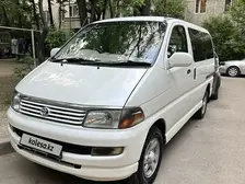 Toyota HiAce Regius, 1998