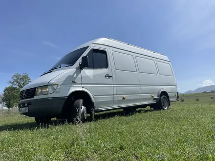 Mercedes-Benz Sprinter 1996 года за 3 500 000 тг. в Есик – фото 2