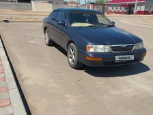 Toyota Avalon, 1995